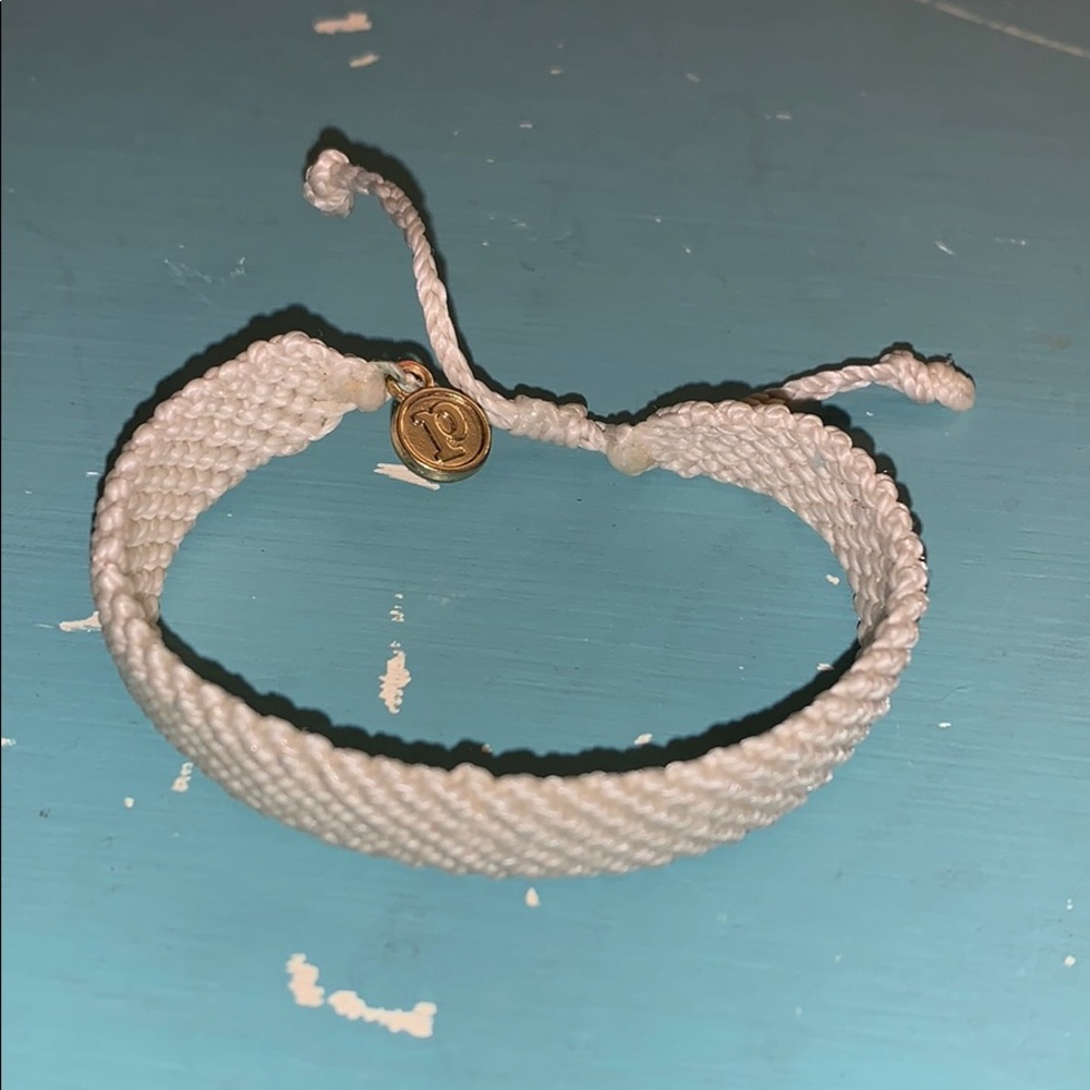 pura vida white braided bracelet w jewelry bag